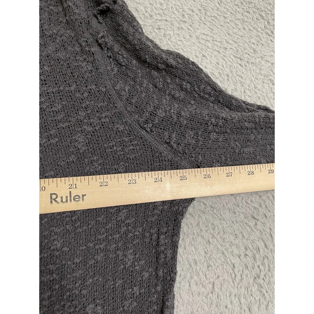 Free People Oversized Ocean Air Hacci Dark Grey Size Small Long Sleeve V Neck - Picture 8 of 9